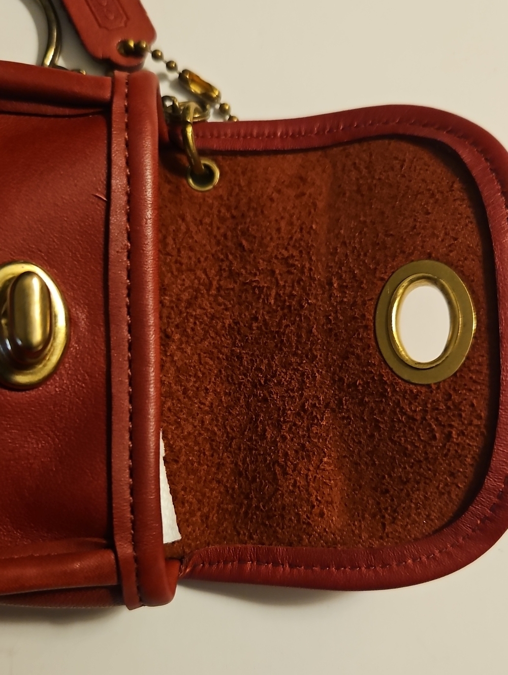 Coach Mini Red Leather Turnlock,Coin Pouch & Key Chain - Picture 11 of 11